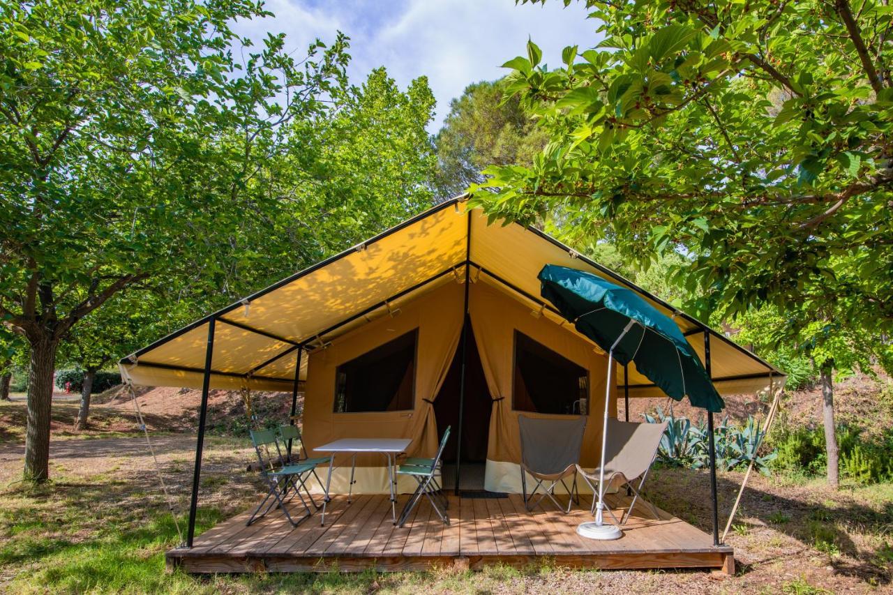 Camping Onlycamp Des Halles Десиз Экстерьер фото