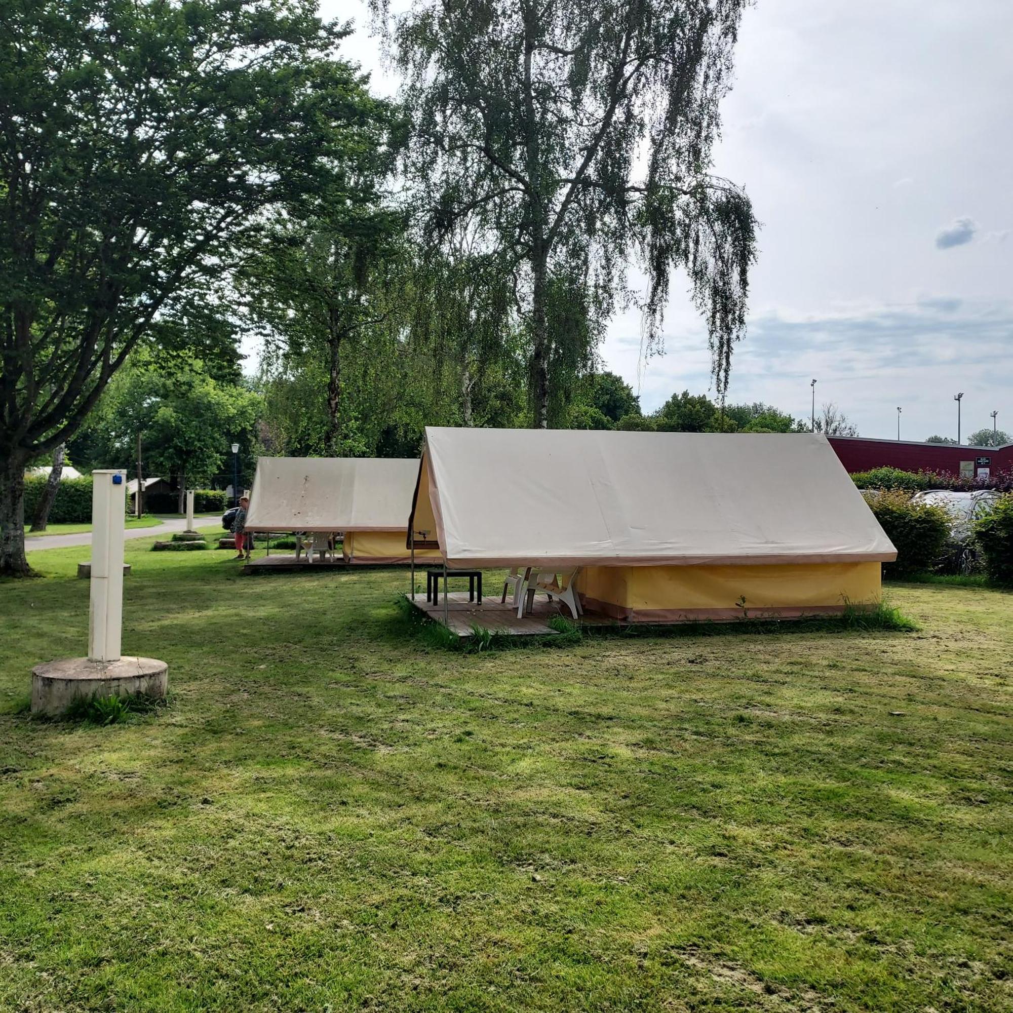 Camping Onlycamp Des Halles Десиз Экстерьер фото
